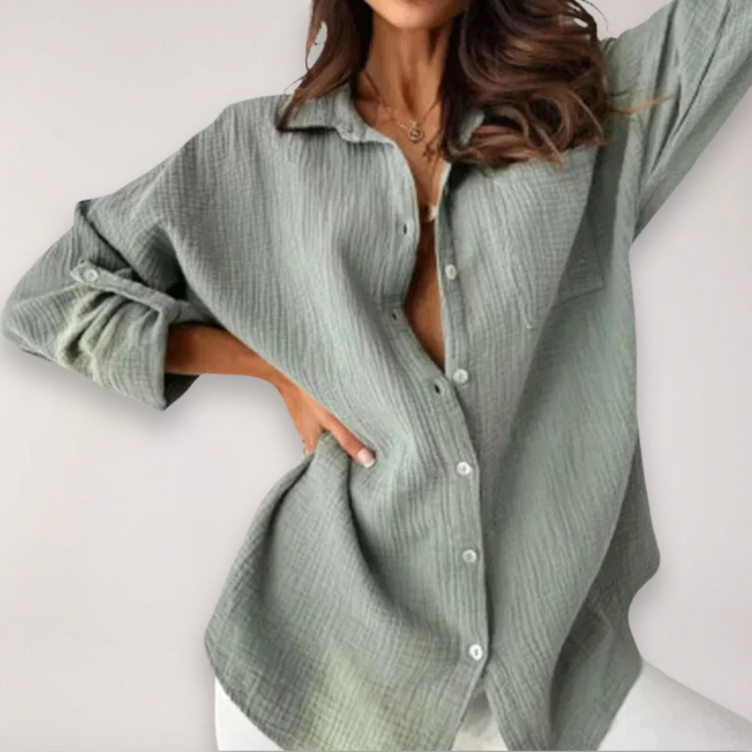 Comfortabel dames overhemd met oprolbare mouwen en knoopsluiting, geschikt voor lente mode en een veelzijdige outfit.