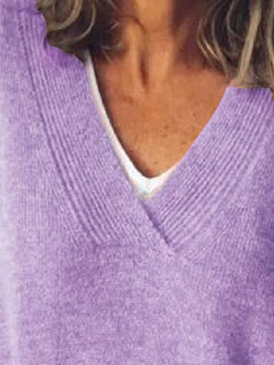 Trendy oversized V-hals trui voor dames, comfortabel en stijlvol, perfect voor herfst en winter.