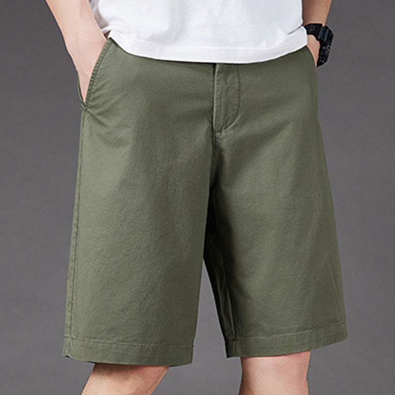 Praktische dames shorts met handige zijzakken en rechte pijpen. Comfortabel en veelzijdig voor elke dag.