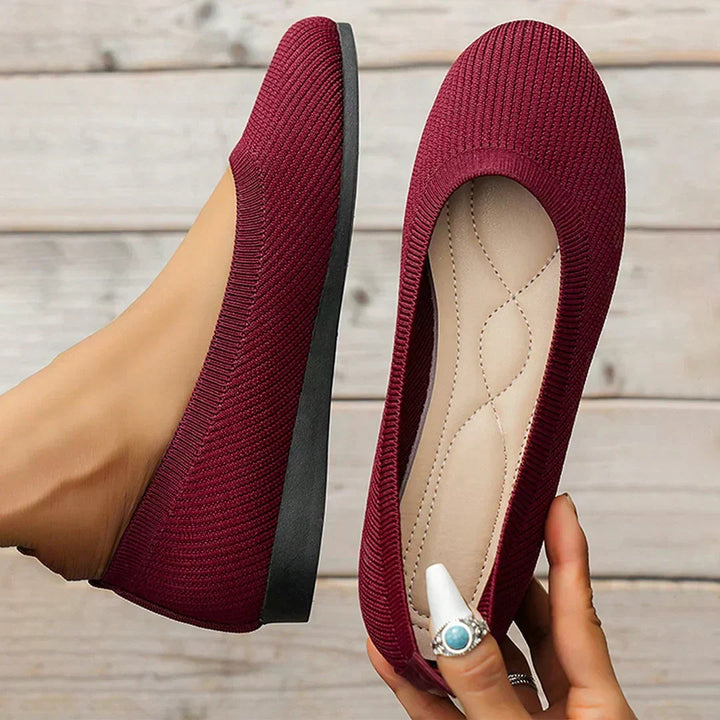 Veelzijdige elegante dames ballerina's, slip-on schoenen voor een complete voorjaar-zomer garderobe.