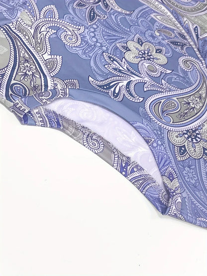 "Dames T-shirt met kleurrijke bloemenprint, casual pasvorm en comfortabele zachte stof, ideaal voor dagelijks gebruik."
