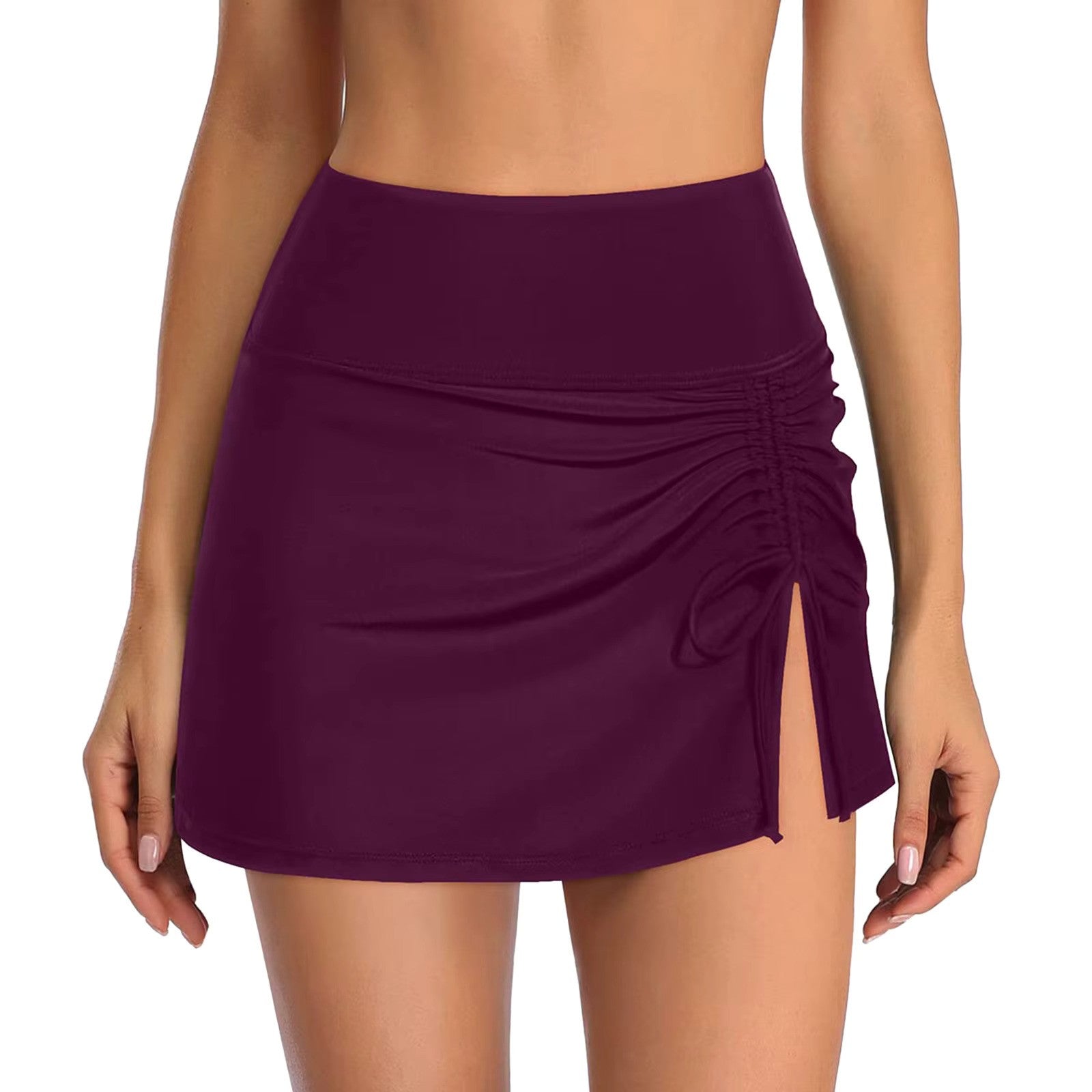 "Dames zwemshorts met elegante zijopeningen, sneldrogend en comfortabel in klassieke effen kleur, stijlvol design."