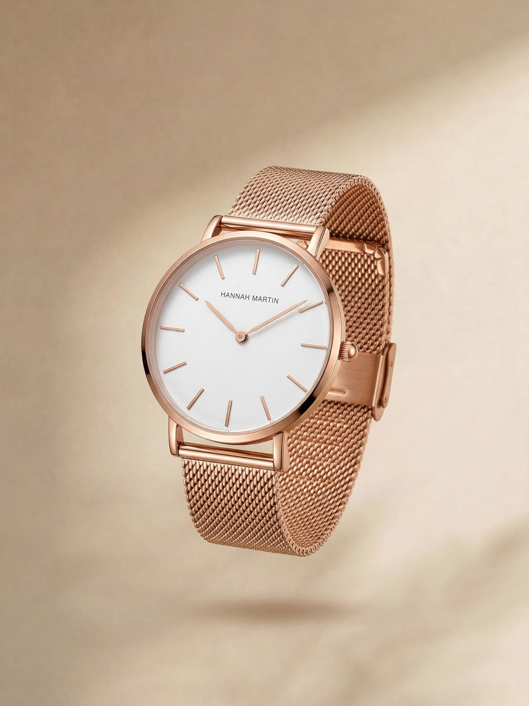 Elegant Elara dameshorloge van titanium met roségouden accenten en verzilverde wijzerplaat.