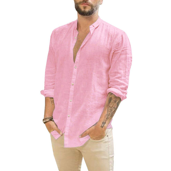 Casual en chic effen linnen heren overhemd. De perfecte kleding voor een ontspannen zomer.