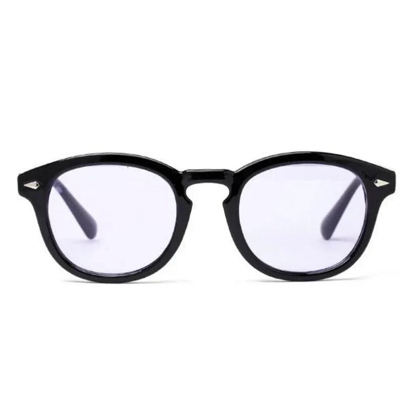 Trendy geeltint heren zonnebril met optimale UV-bescherming. Stijlvol en functioneel voor lente en zomer.