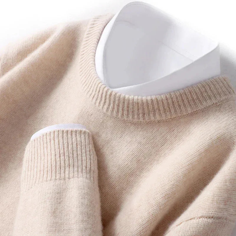 Warme winterkleding: comfortabele herentrui met ronde hals en lange mouwen voor heren.