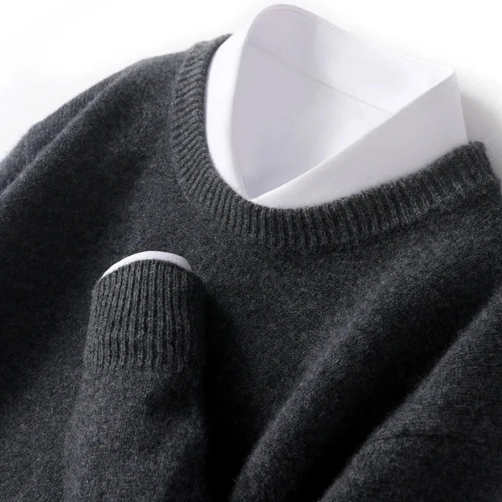 Smartcasual herentrui met rondehals, ideaal voor elke dag en makkelijk te combineren.