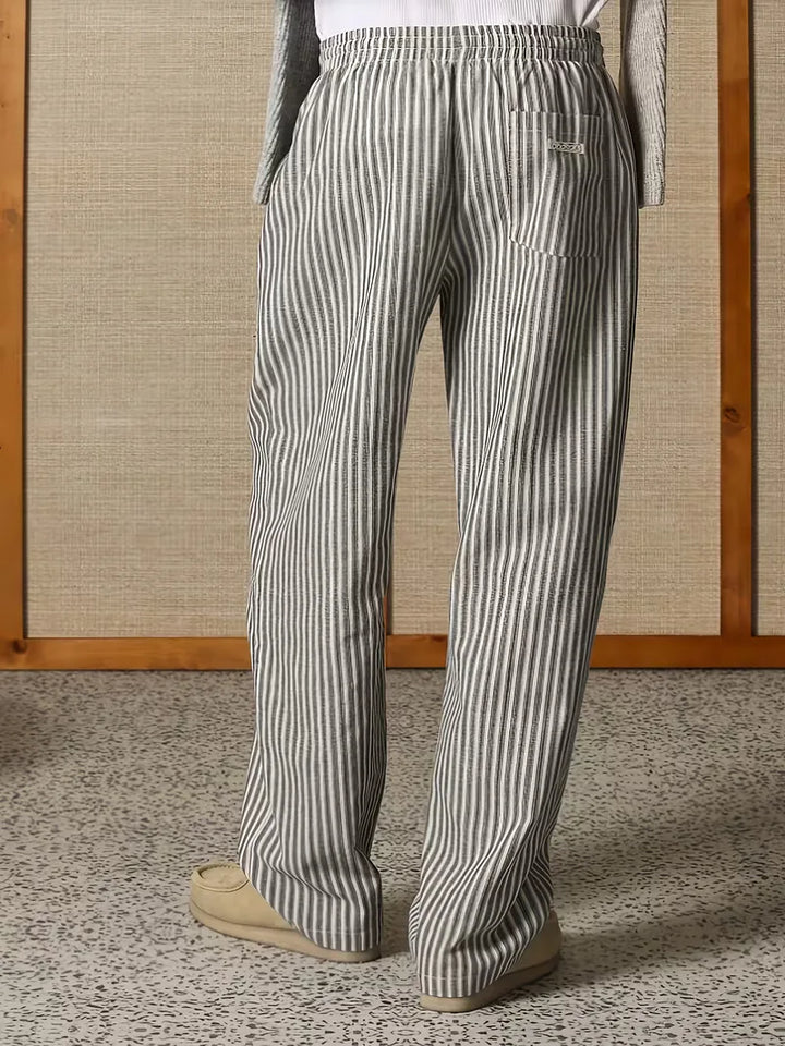 Stijlvolle gestreepte joggers voor mannen, mid-rise pasvorm voor ultiem comfort.