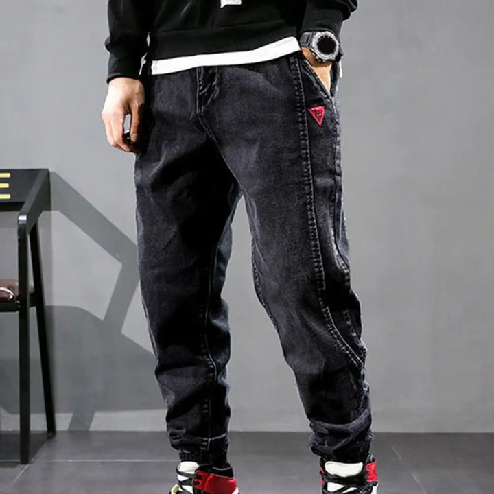 Stijlvolle casual heren slim fit stretch jeans. Comfortabele spijkerbroek voor een moderne en ontspannen uitstraling.