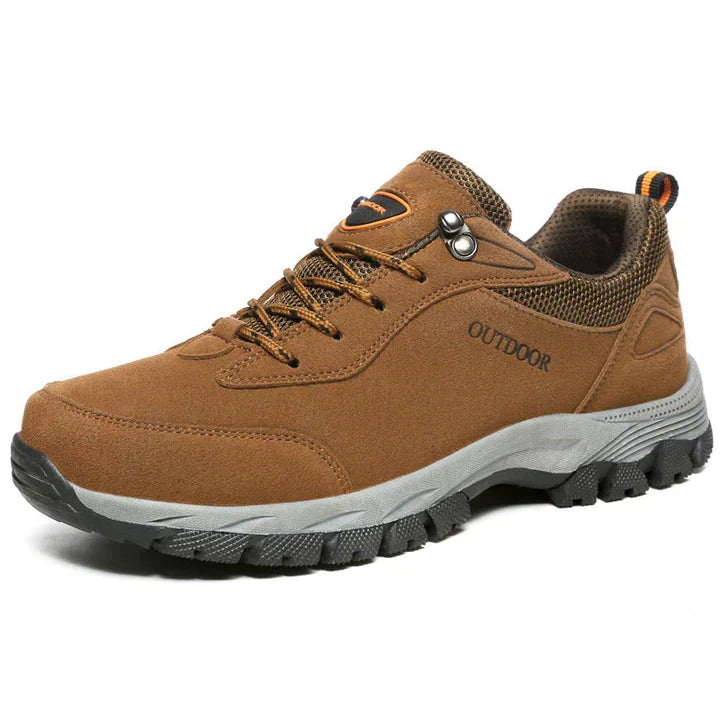 Bruine orthopedische heren veterschoenen Mees. Comfortabele wandelschoen met steun en demping.
