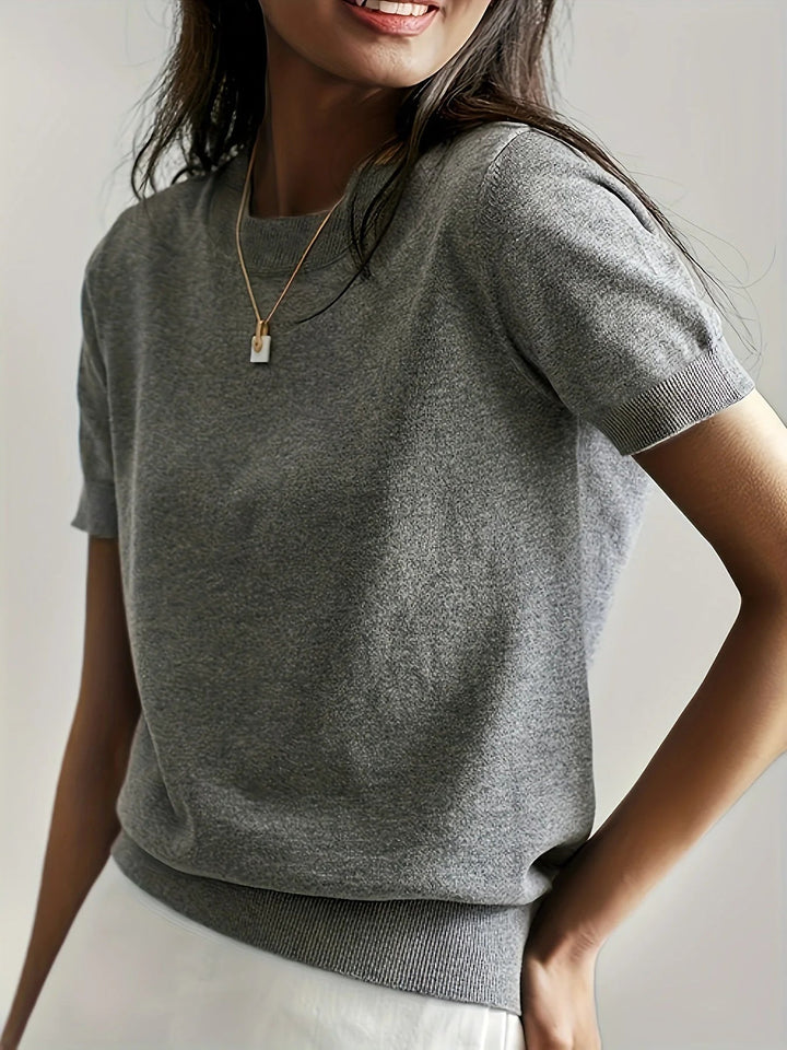 Veelzijdige Mira top met korte mouwen; een must-have dames trui voor lente en zomer.
