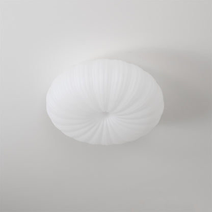 "Dimbare Filomena Luxe plafondlamp met modern design, LED-verlichting en afstandsbediening, ideaal voor elegante interieurs."