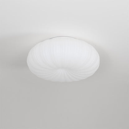 "Dimbare Filomena Luxe plafondlamp met modern design, LED-verlichting en afstandsbediening, ideaal voor elegante interieurs."