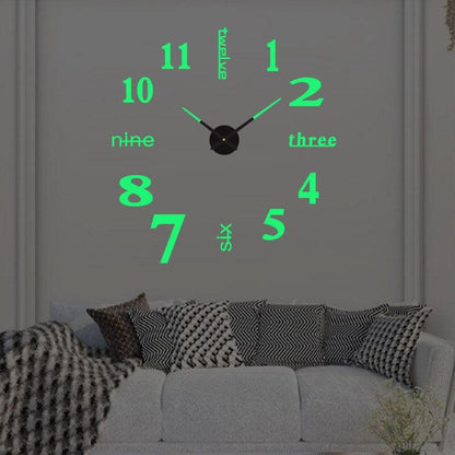 "DIY wandklok met unieke, creatieve ontwerpen in zwart, rood, goud en lichtgevend. Voeg stijl toe aan elke kamer."