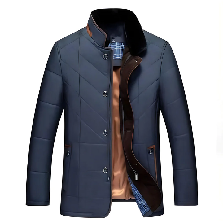 Blauwe comfortabele heren winterjas, gevoerd en casual. Warmte en stijlvolle bescherming tegen koud weer.