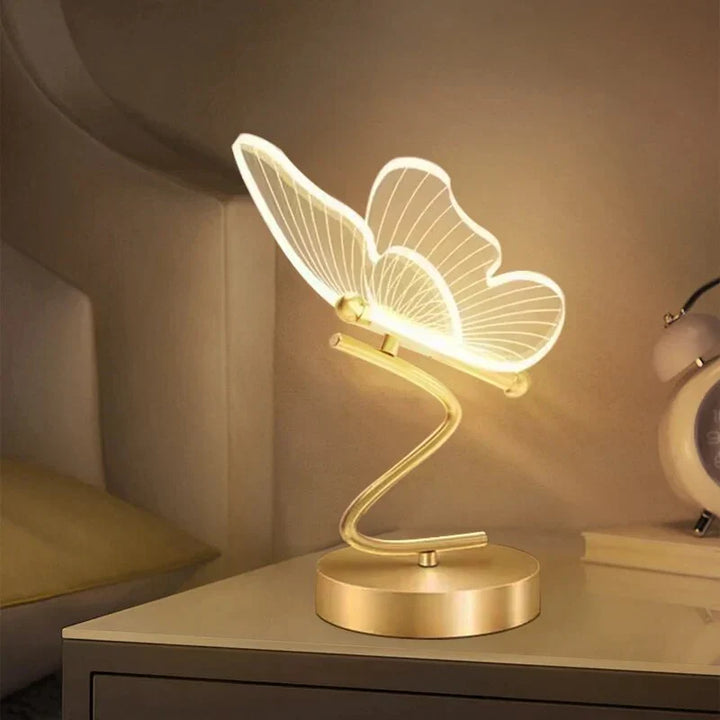 Luxe vlinder LED tafellamp met modern design. Sfeervolle binnenverlichting voor woonkamer, slaapkamer of bureau.