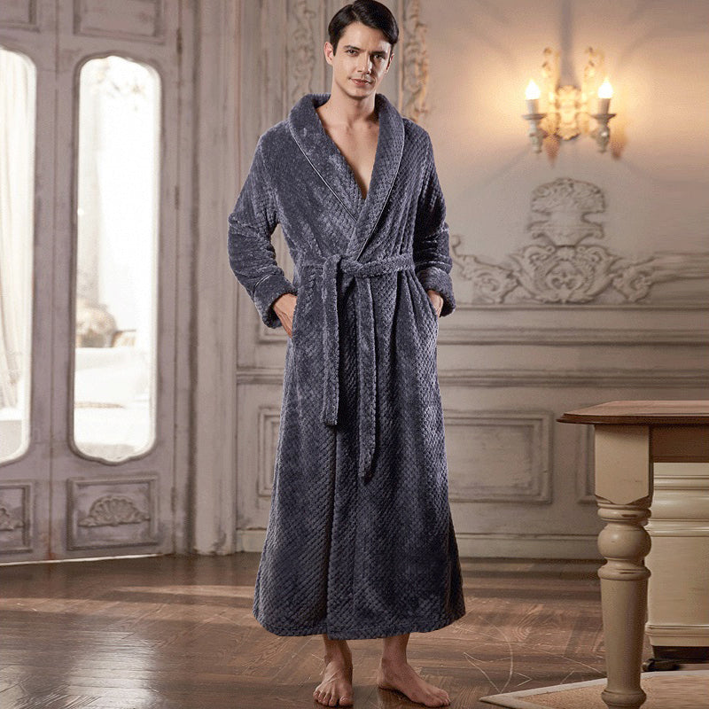 Extra lange thermische badjas voor mannen, met ritssluiting. Biedt comfort en warmte als loungekleding.