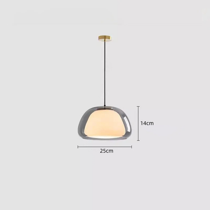 Hanglamp met glazen jelly kap, moderne esthetiek en functionele verlichting.