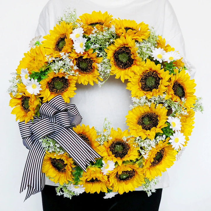 Levendige zonnebloem & madeliefjes krans voor voordeur, kunstbloemen lente/zomer decoratie.