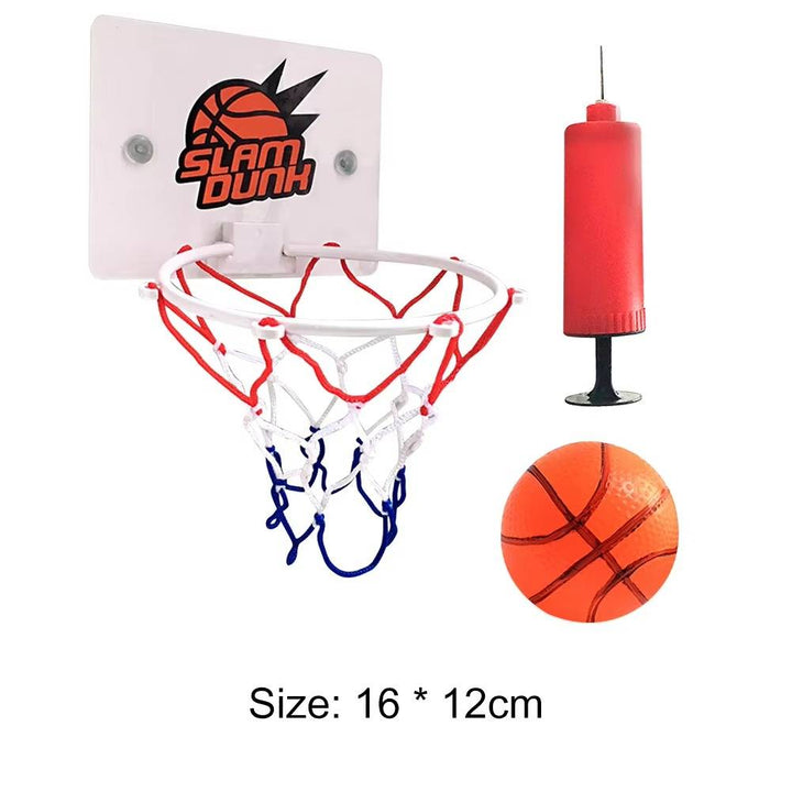 Actief speelplezier met deze verstelbare mini basketbalring; perfect cadeau voor jonge sportliefhebbers.