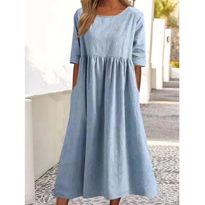 Stijlvolle damesjurk, perfect als lente- of zomerjurk. Elegant en comfortabel voor elke dag.
