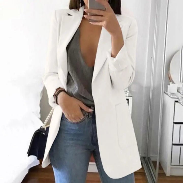 Dames blazer: van formele kantoor kleding tot modieuze casual look. Stijlvol en veelzijdig.