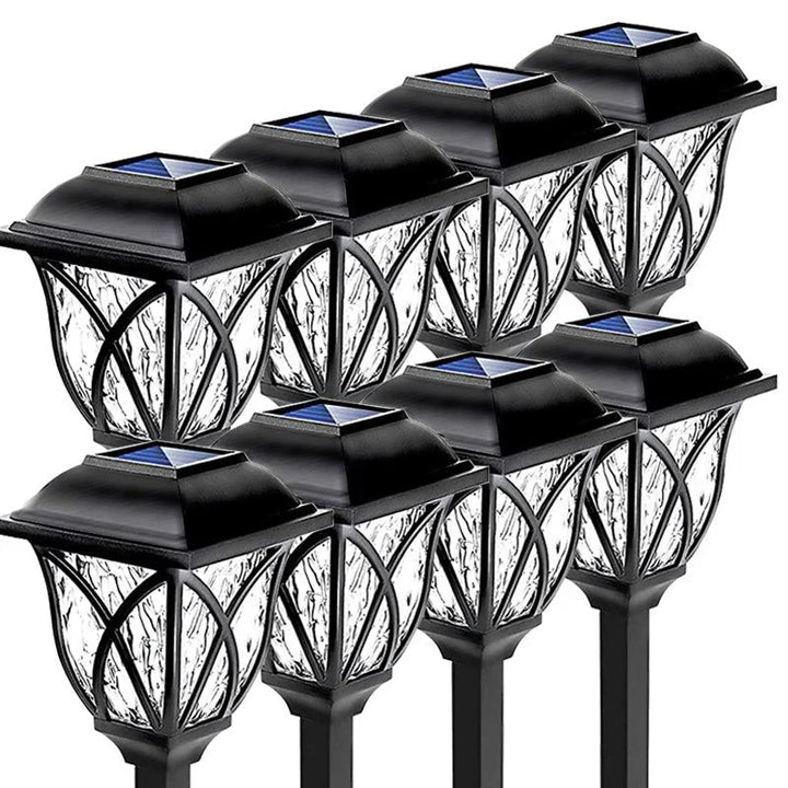 LunaGlow solar tuinverlichting overdag. De energiezuinige buitenlamp laadt op voor sfeervolle LED verlichting 's avonds.