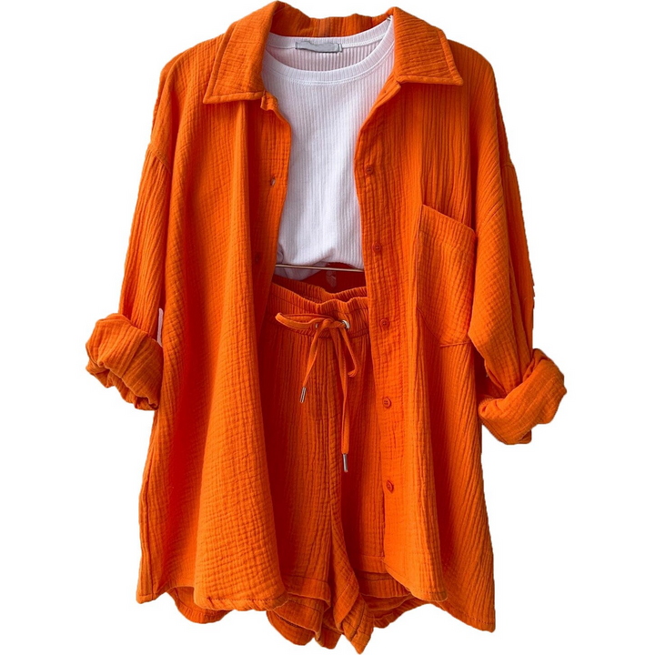 Set van katoenen topje en shorts voor dames, een trendy en comfortabele keuze voor de zomer.