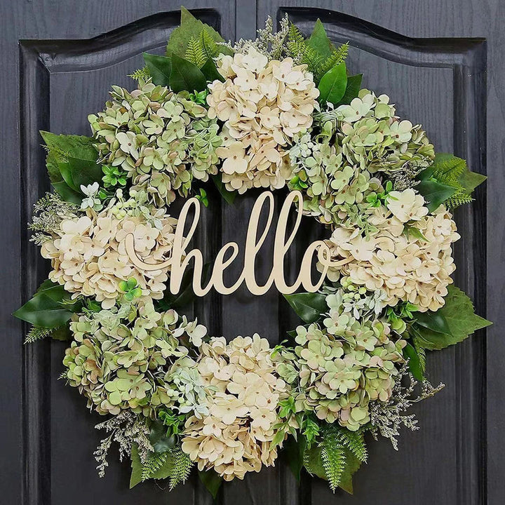 Groene hortensia krans met 'Hallo' bord, perfecte voordeur decoratie. Kunstbloemen voor elk seizoen.