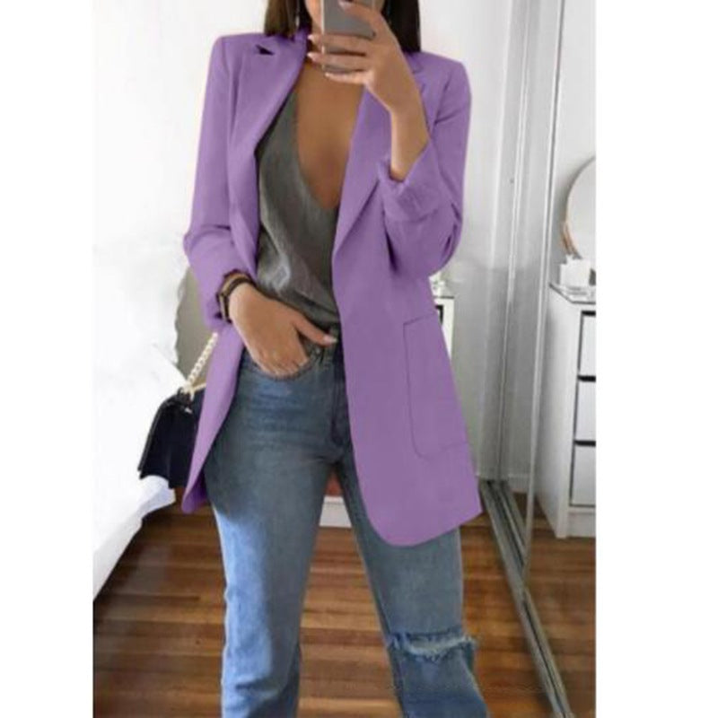 Lange mouwen dames blazer, elegant met effen patroon. Een comfortabele keuze voor elke gelegenheid.
