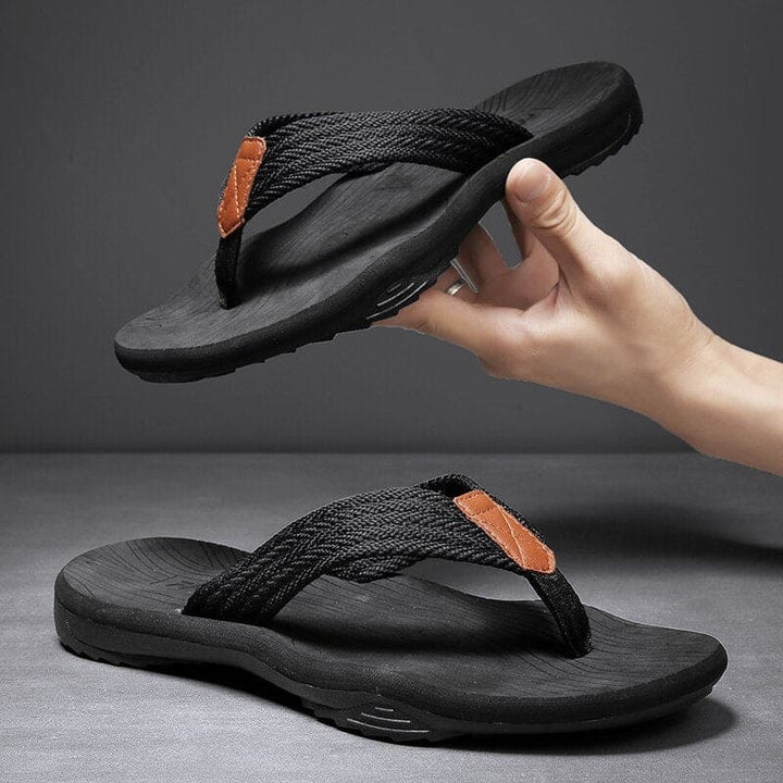 Herenslippers Liam, orthopedische instappers met ergonomisch design voor langdurig comfort.