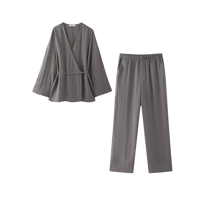 Trendy dames kimono set, tweedelig, elegant en comfortabel, perfect voor een modieuze zomeroutfit.
