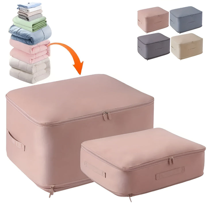 Gecomprimeerde kleding in een opbergtas; toont de ruimtebesparing door vacuümtechnologie.