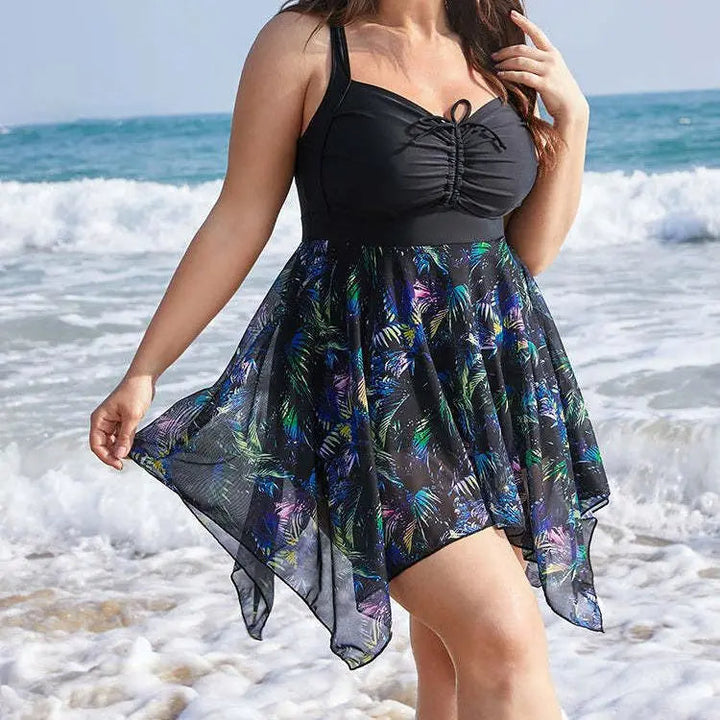 Stijlvol dames plus size badpak met rokje, perfecte strandmode voor grote maten en zelfvertrouwen.
