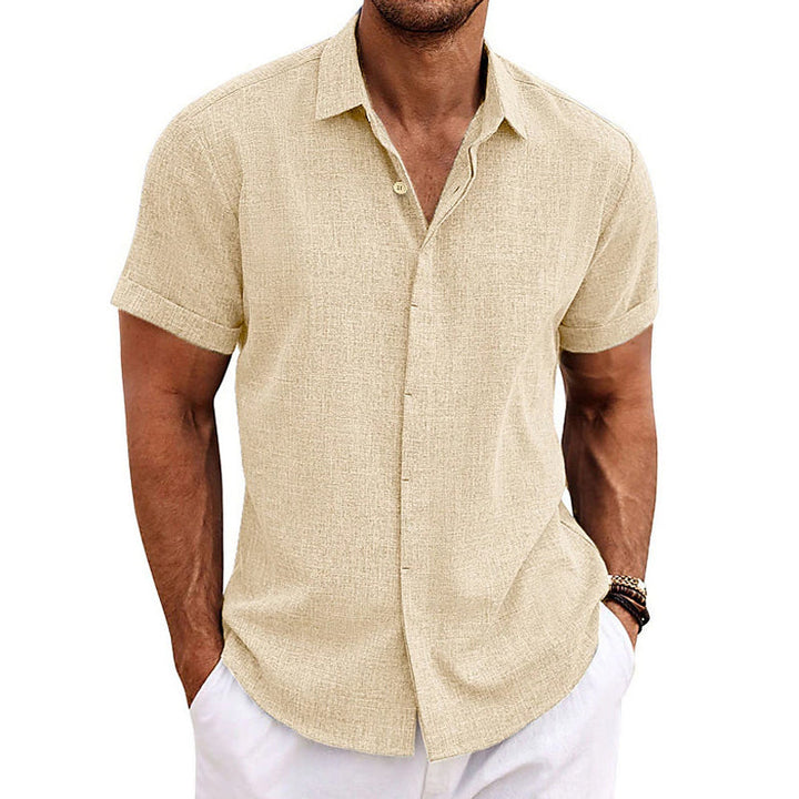 Veelzijdig heren overhemd met korte mouwen, geschikt voor casual, zakelijke en zomerse outfits.
