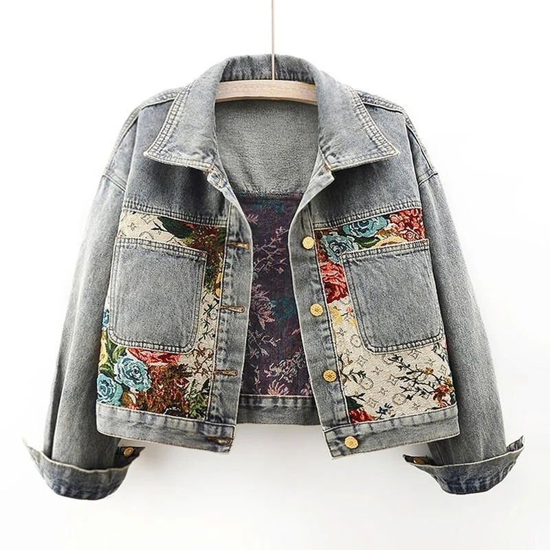 Veelzijdig dames denim jack, ideaal voor lente/zomer, met een elegant bloemenprint design.