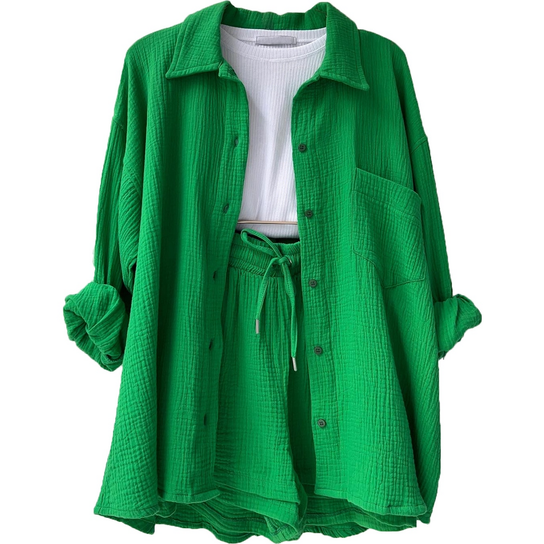 Comfortabele en ademende dames zomerset van katoen, ideaal voor warme dagen en vrijetijdskleding.