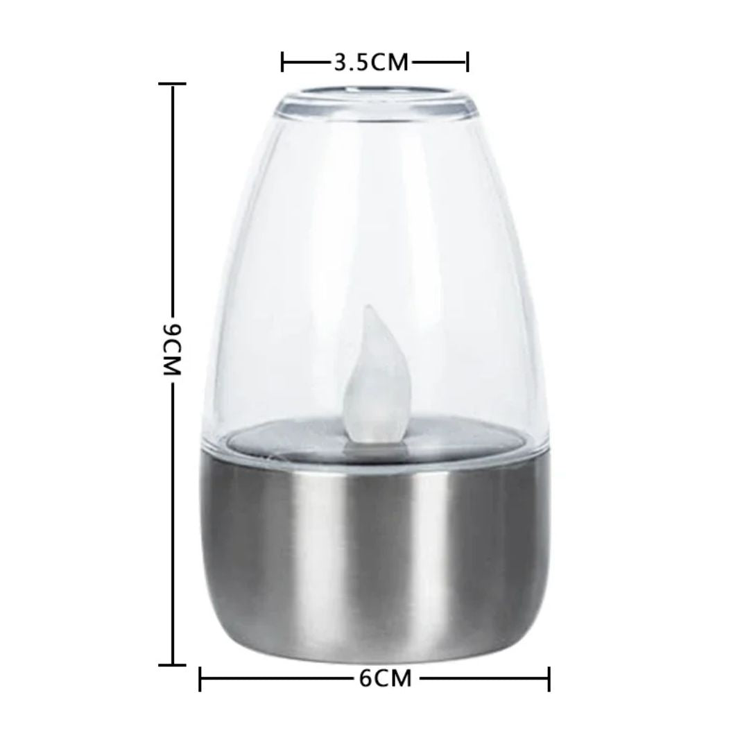 Realistisch zonne-LED kaarslicht met flikkerende vlam voor tuin. Waterdichte decoratie en buitenlamp met zonne-energie.