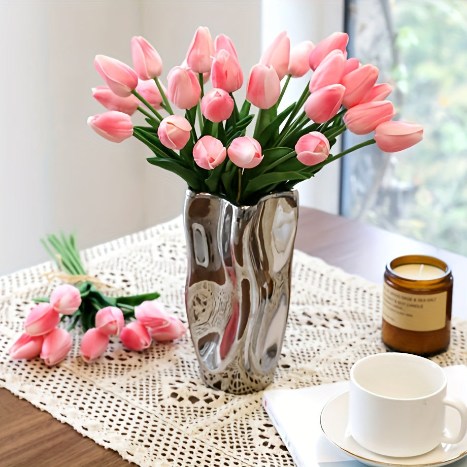 Set van 10 realistische kunsttulpen voor bruiloft decoratie & sfeervol interieur. Levensechte nepbloemen.