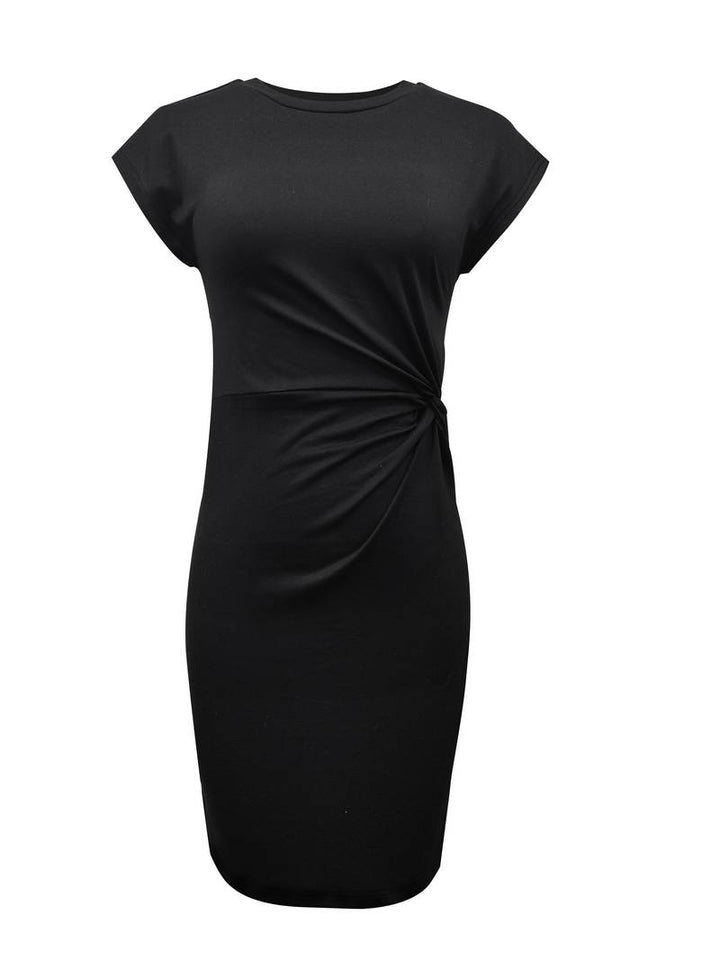 Zwarte dames midi jurk met trendy gedraaide voorkant en een elegante pasvorm, ideaal voor avonden uit.