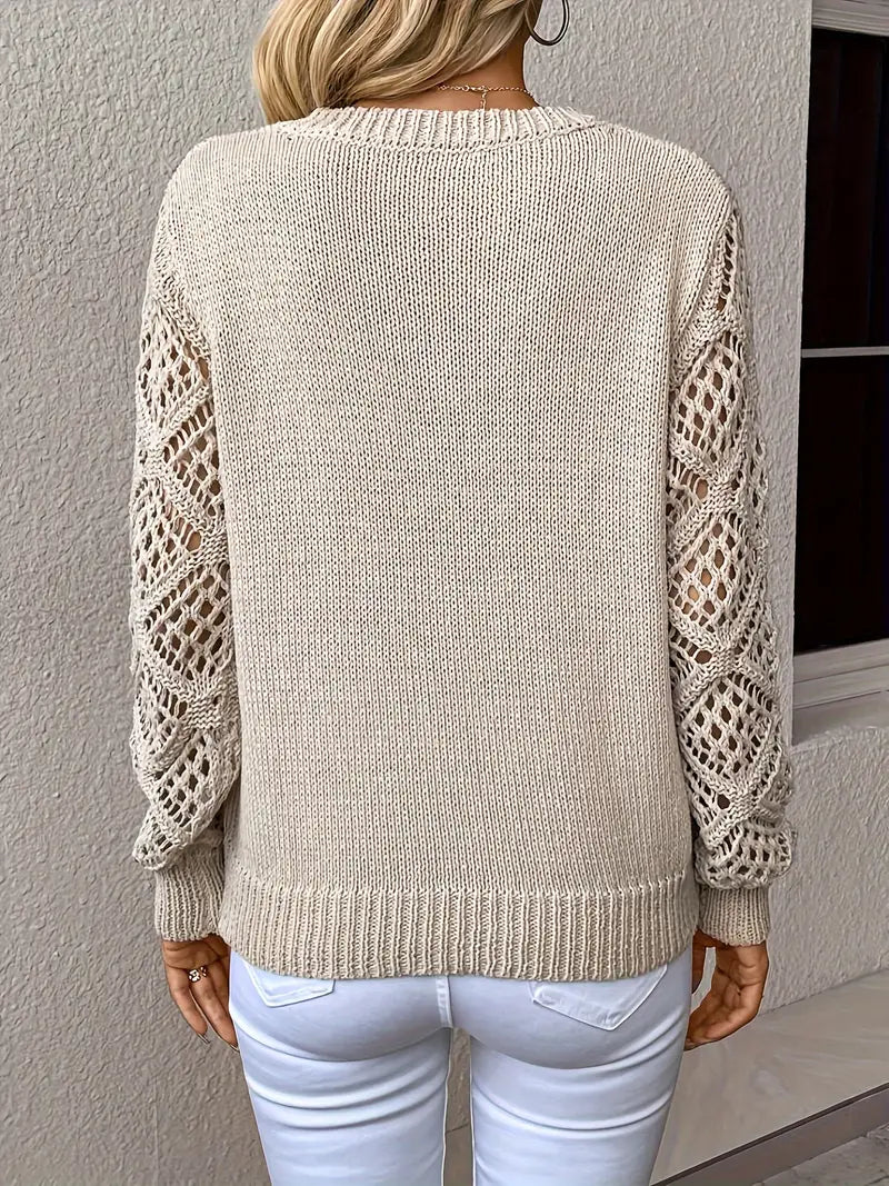 Een tijdloze dames V-hals trui in klassieke kleur, comfortabel en elegant voor diverse stijlen.
