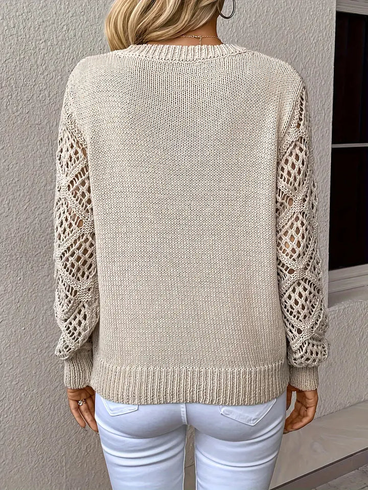 Een tijdloze dames V-hals trui in klassieke kleur, comfortabel en elegant voor diverse stijlen.