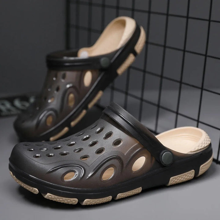 Comfortabele herenklompen, ideaal als tuinschoenen of werkschoenen met antislip en ademend design.