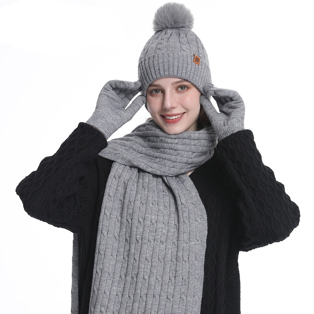 Gebreide dames handschoenen van de winterset. Warm, comfortabel en perfect voor koude dagen outdoor.
