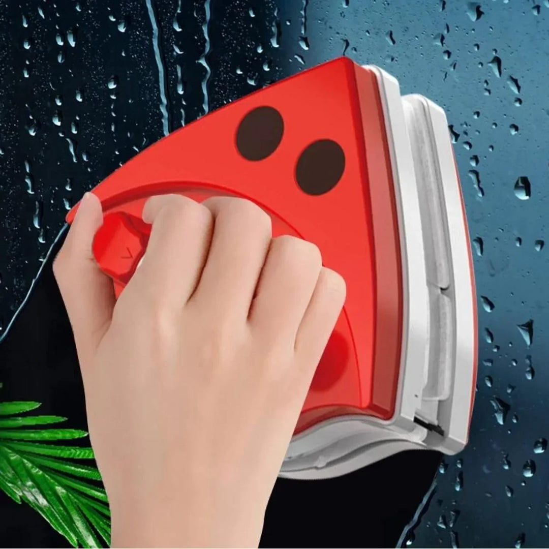 Glasheldere ramen zonder strepen met de magnetische raamreiniger voor moeiteloos schoonmaken.