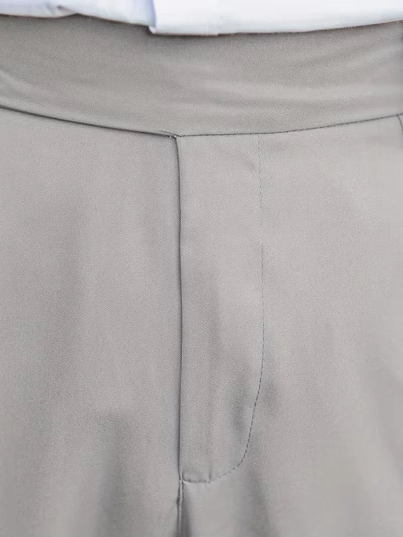 Hedendaagse heren pantalon, straight leg, smart casual, naadloze overgang dag/avond.