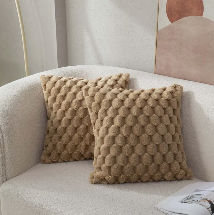 Stijlvol fluweelzacht sierkussen 50x50 cm. Brengt comfort en luxe in elke woonkamer of slaapkamer.