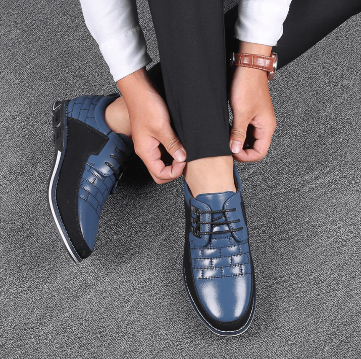 Comfortabele hybride schoenen voor heren, een mix van elegantie en functionaliteit.