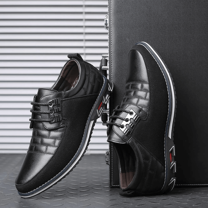 Comfortabele hybride schoenen voor heren, perfect voor een lange dag op kantoor.