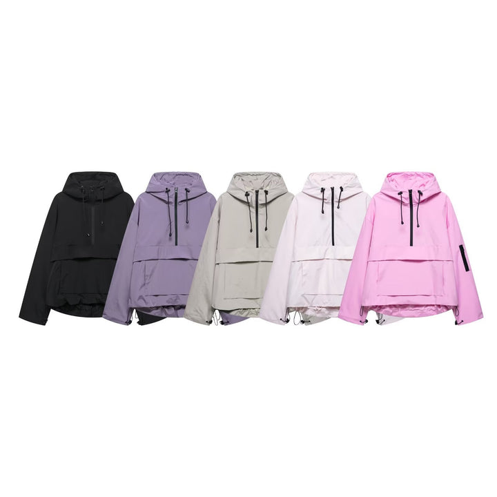 Comfortabele dames sportjas met capuchon voor buitenactiviteiten en urban stijl. Ideaal als vrijetijdsjas.